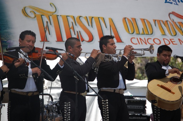 Mariachi Cinco De Mayo Old Town - Photo by Eddie Trujillo 2014 all rights reserved